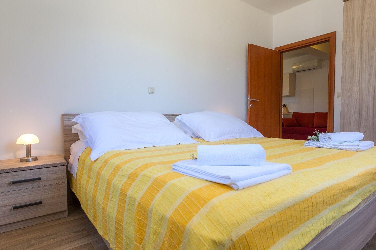 Apartments Zvone1 Veli Rat Extérieur photo
